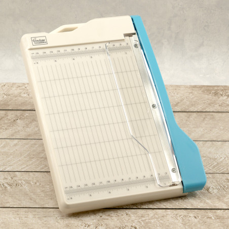 Couture Creations Mini Guillotine Trimmer