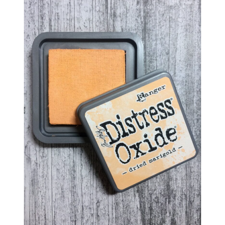 Ranger Tim Holtz Distress Oxide Ink Pad - Dried Marigold